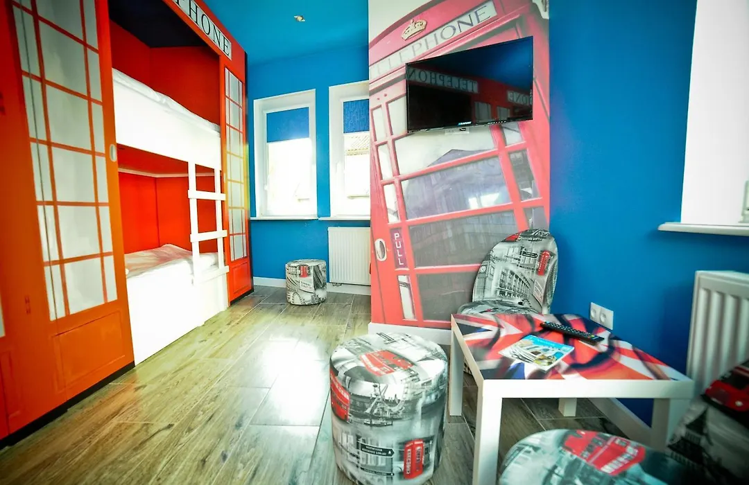 World Hostel - Old Town-1