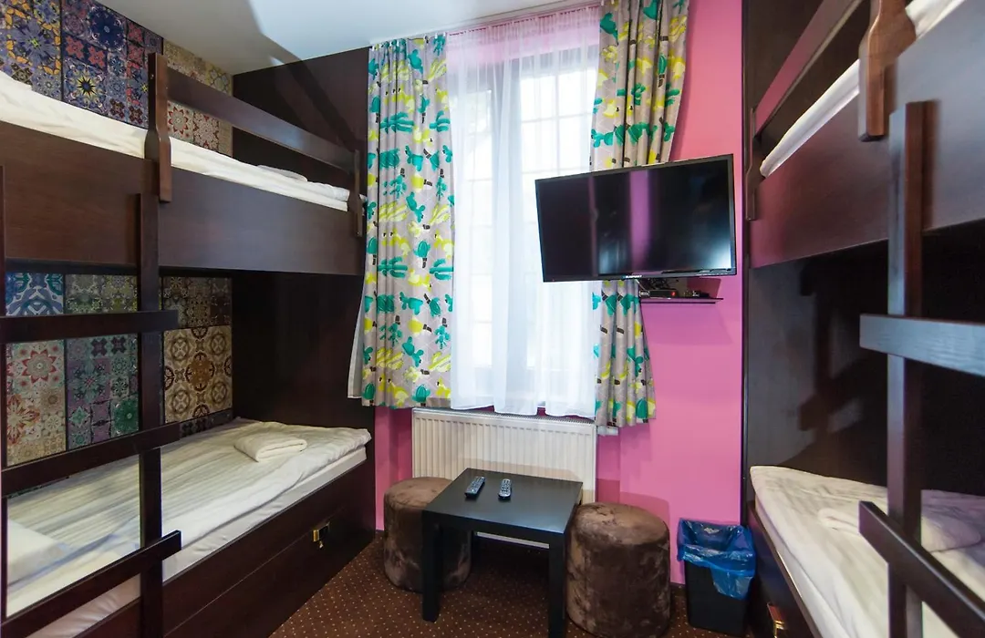 World Hostel - Old Town-1